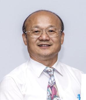 崇右影藝科技大學校長蕭源都